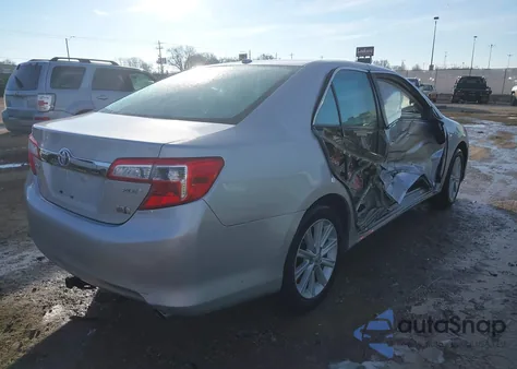 2012 Toyota Camry Hybrid Xle z USA, uszkodzony, nr VIN 4T1BD1FK4CU046211